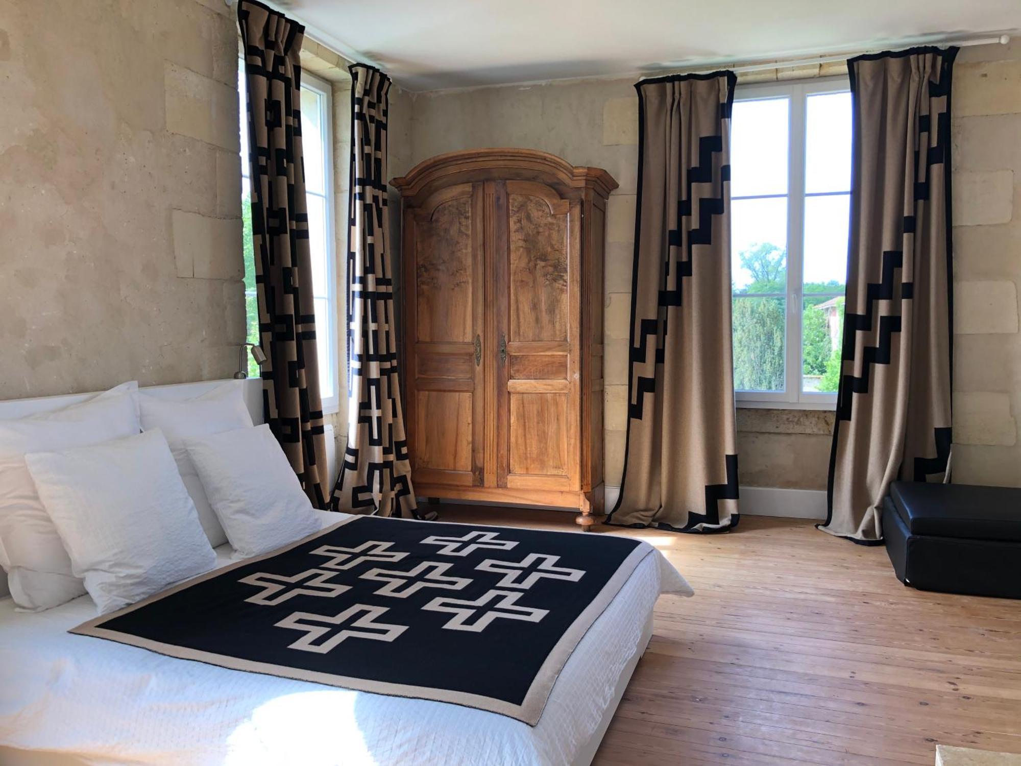 Chateau Bernon Maison D Hotes - Piscine Et Spa Queyrac Экстерьер фото