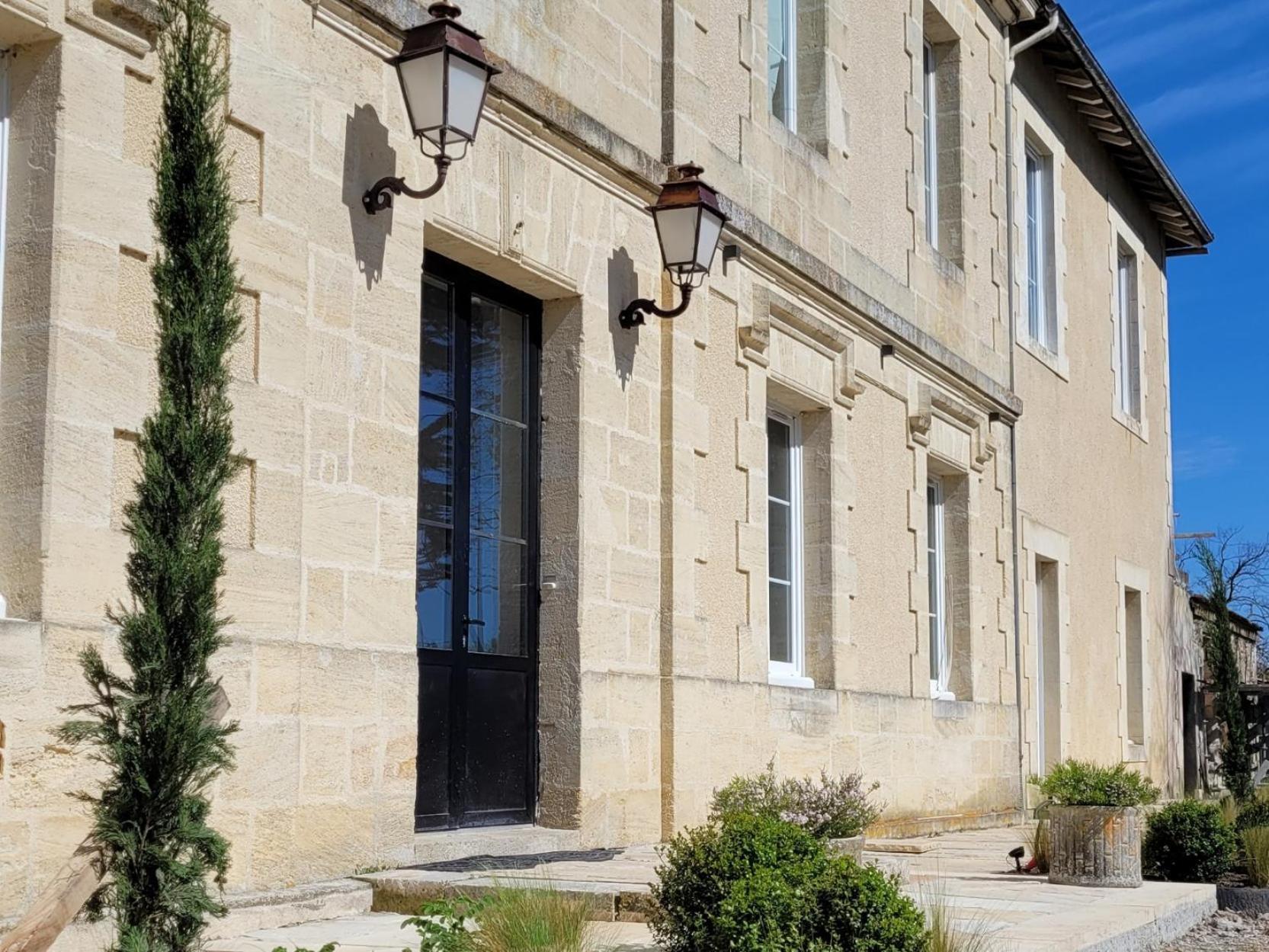 Chateau Bernon Maison D Hotes - Piscine Et Spa Queyrac Экстерьер фото
